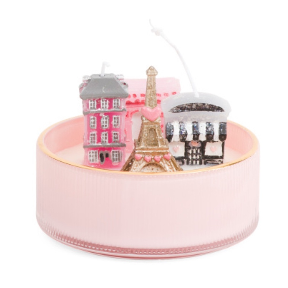 Parisian Stroll Valentine’s Day Scene Candle